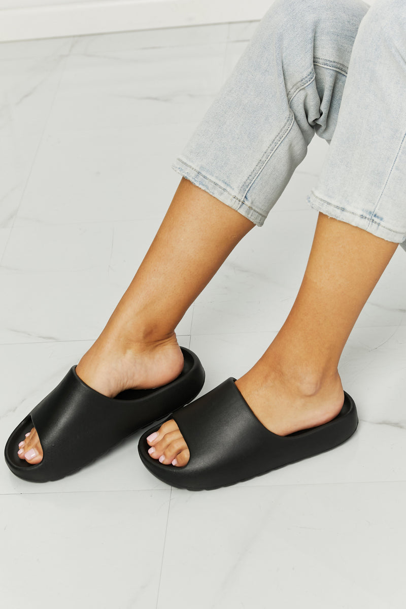 JOI In My Comfort Zone Slides in Black