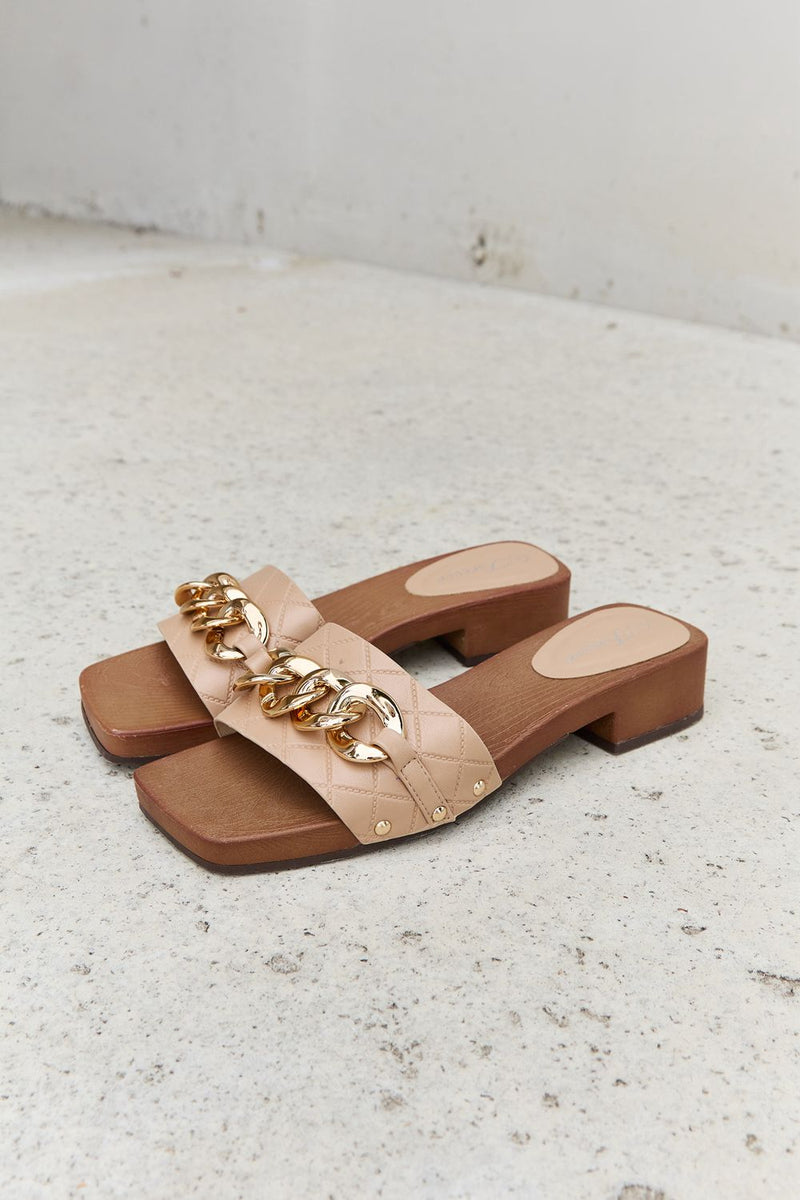 Square Toe Chain Detail Clog Sandal in Tan