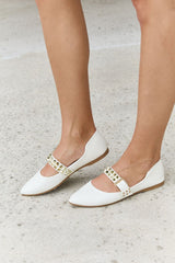 Pointed Toe Studded Ballet Flats
