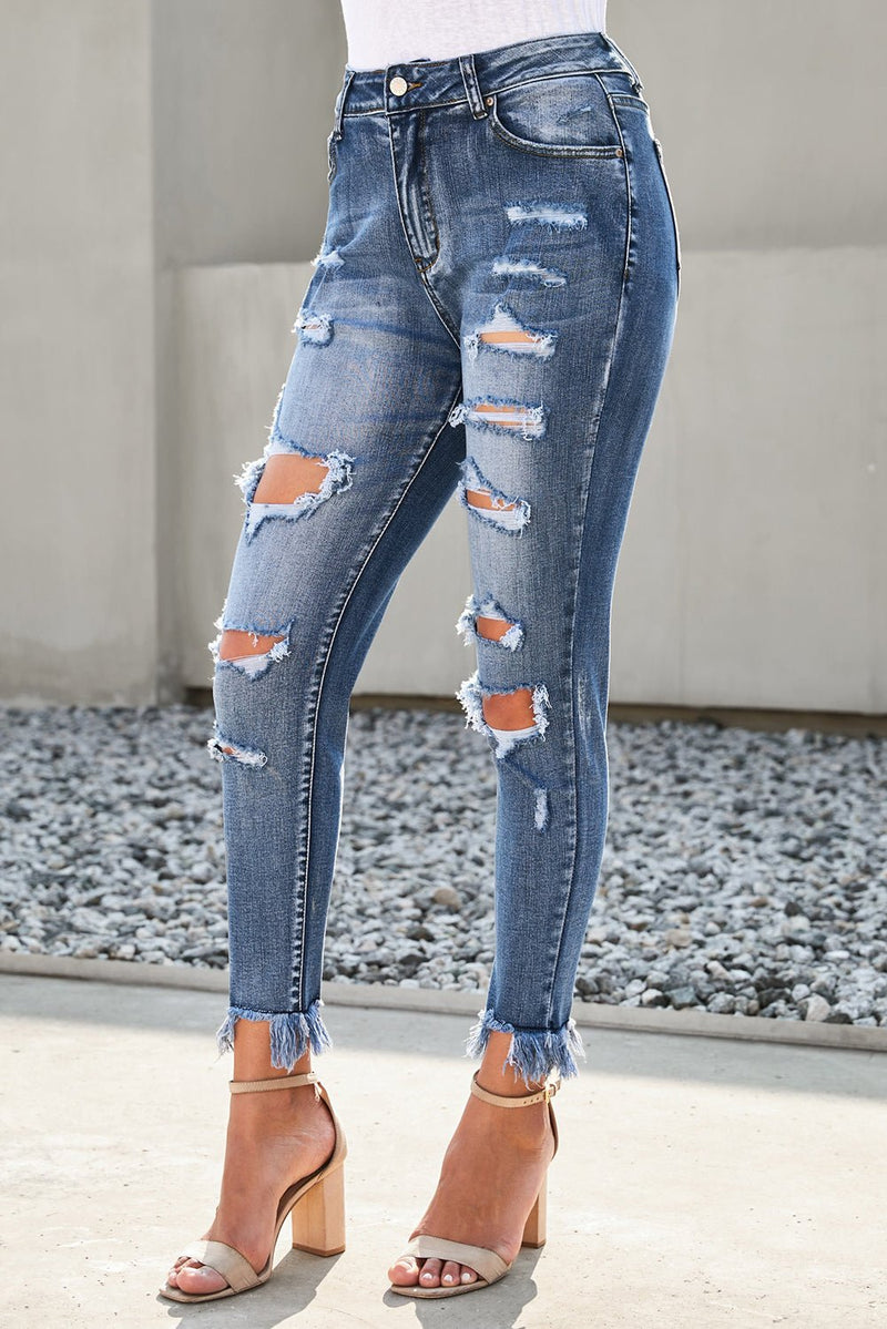 Distressed Frayed Hem Cropped Jeans - Bakers Shoes store