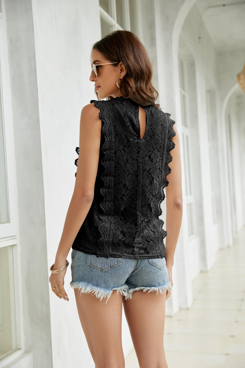 Lace Scalloped Keyhole V-Neck Tank - Bakers Shoes store