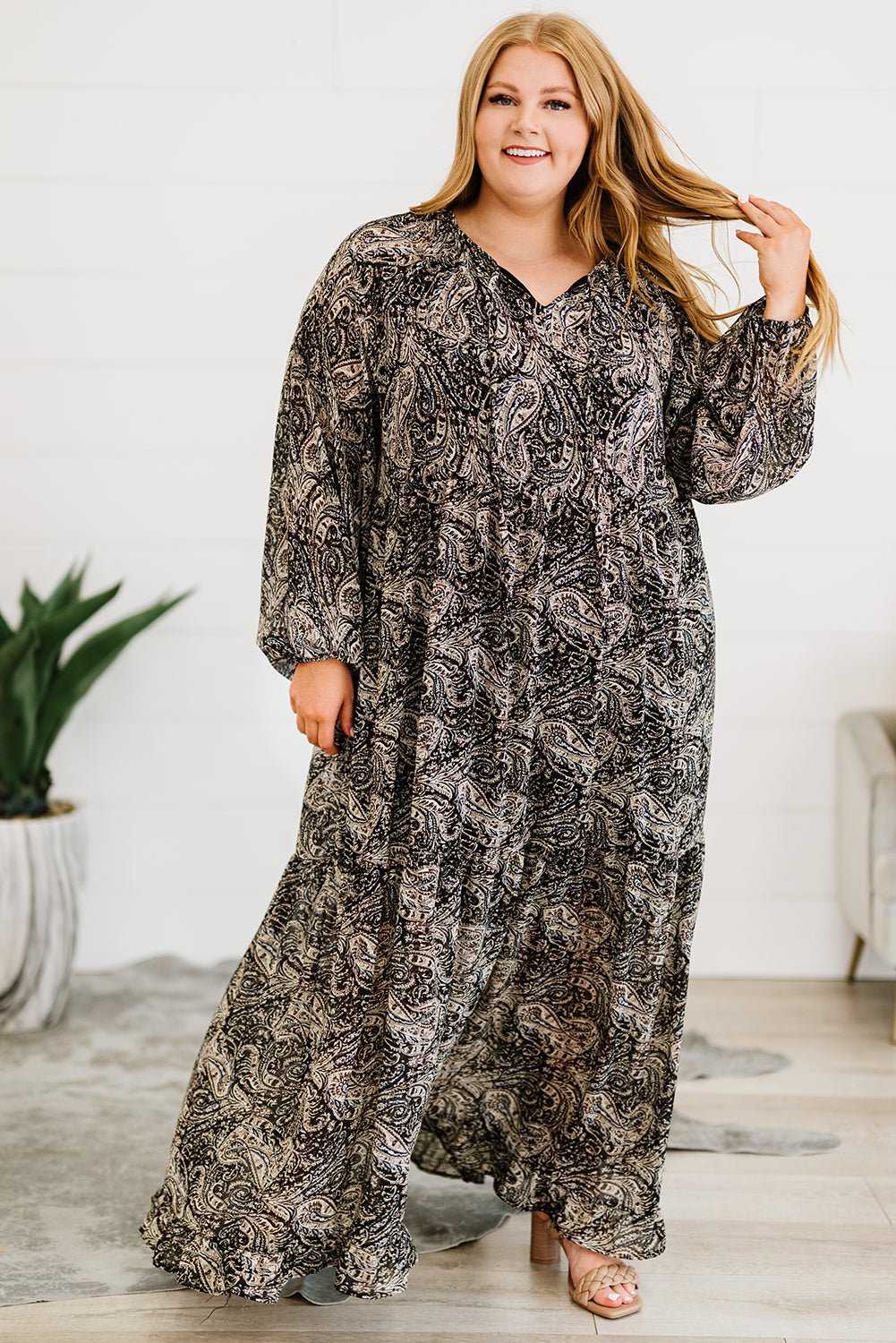 Plus Size Paisley Print Balloon Sleeve Maxi Dress - Bakers Shoes store